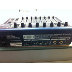 CONTROLLER MIDI BEHRINGER BCF2000