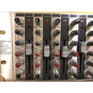 MIXER BEHRINGER EURORACK RX1202 FX