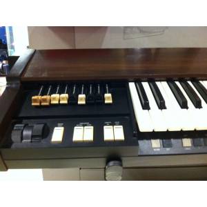 ORGANO HAMMOND XB2