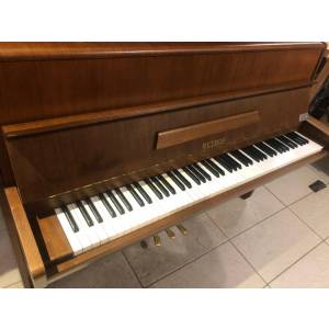 Pianoforte verticale PETROF 105