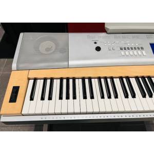 PIANOFORTE DIGITALE YAMAHA DGX620