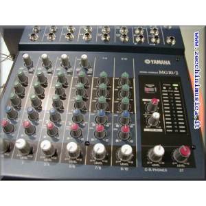 MIXER YAMAHA MG10/2